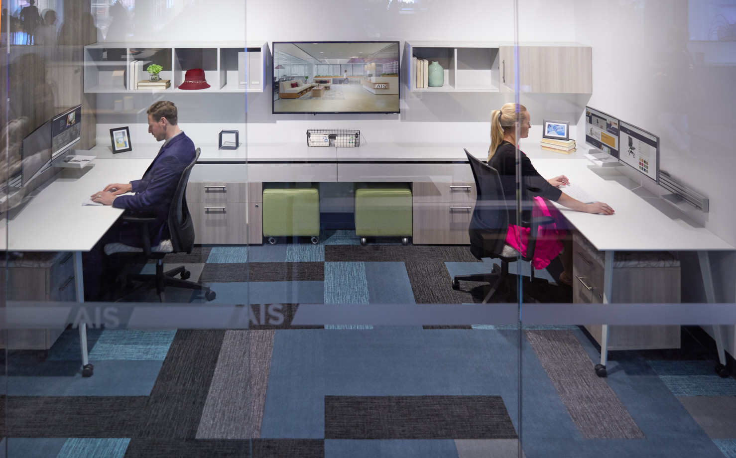 Preview of Calibrate Community Shared Office