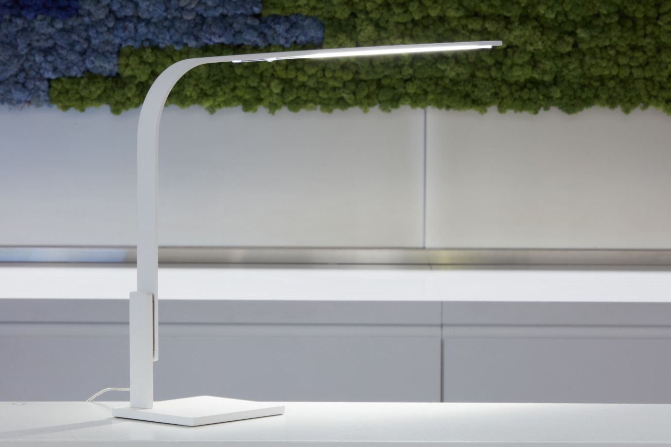 Preview of Lim Light Full View