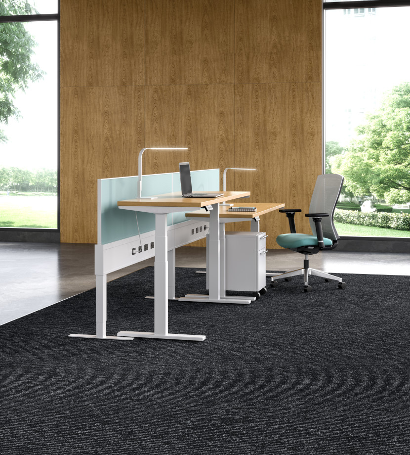 Preview of Encounter 25” Straight PowerBeam with Height Adjustable Tables