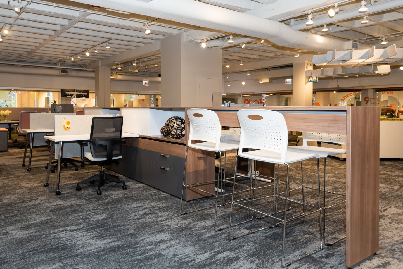 Preview of NeoCon 2021 Calibrate Community with Rolling Worksurfaces and standing height beam, shown with Devens and Triad Stools