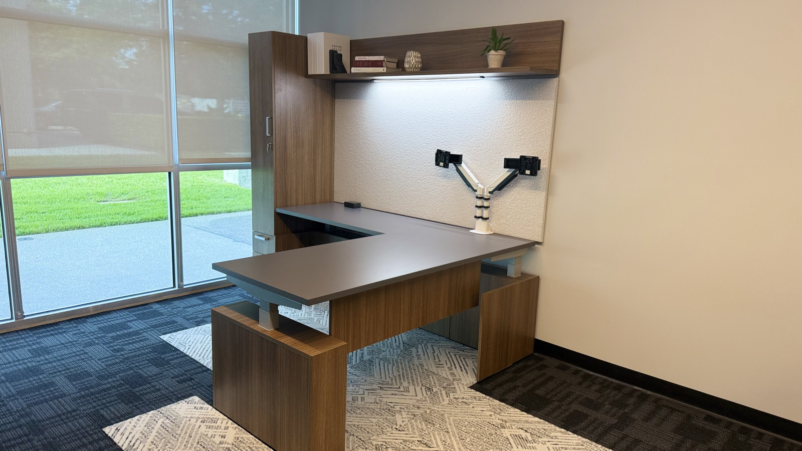 Preview of Calibrate Private Office with Height Adjustable Desk