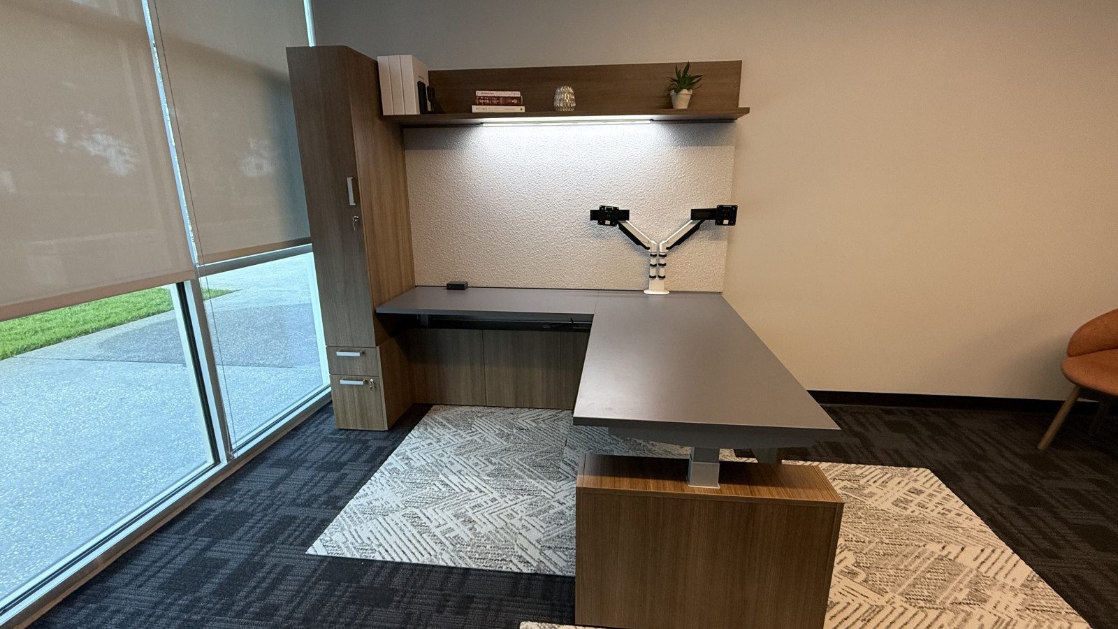 Preview of Calibrate Height Adjustable Desk