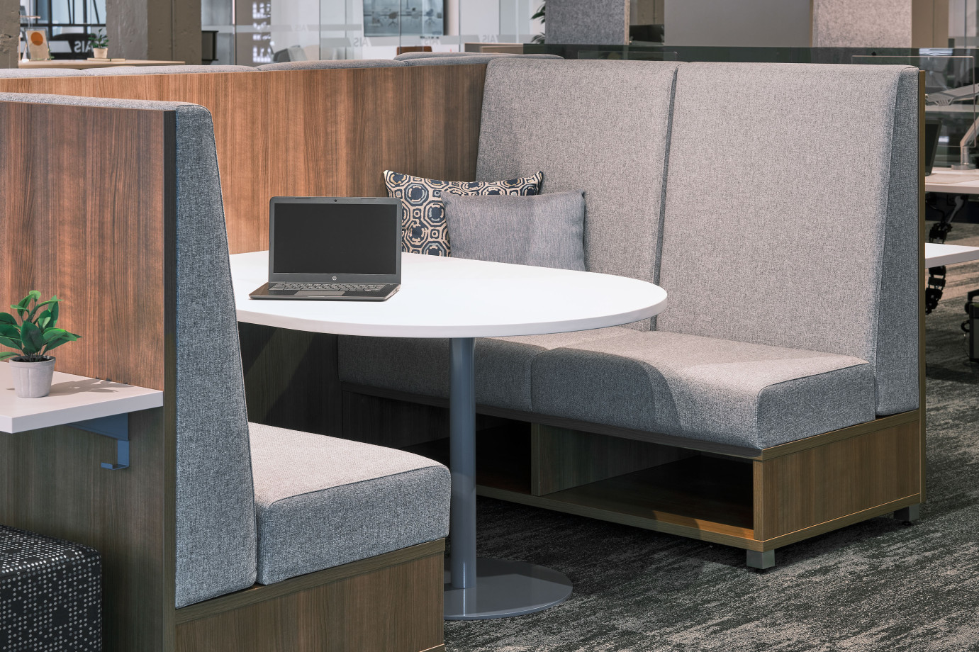Preview of NeoCon 2023 Day-to-Day Collaborative Table with LB Lounge