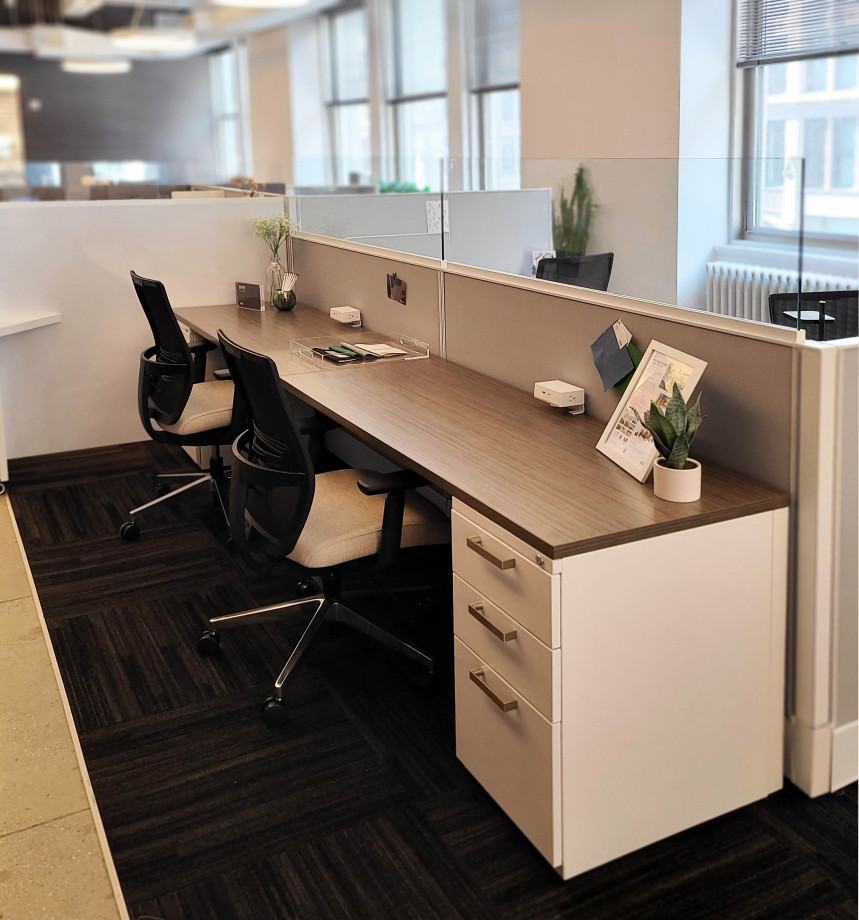 Preview of New York Showroom 2023 Divi Shared Workstations