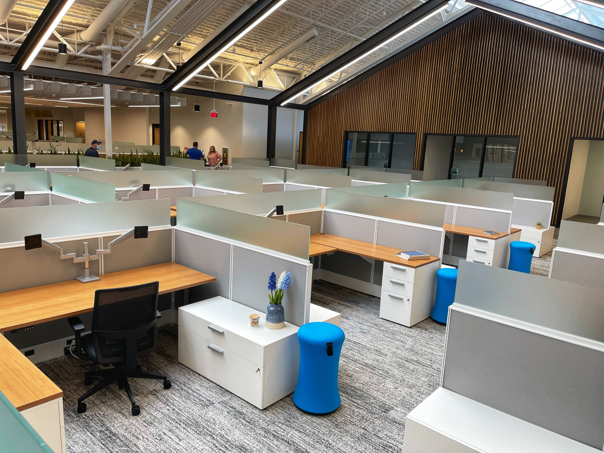 Preview of Client Site Laminate and Fabric Divi panels with Calibrate Storage, full floorplate view