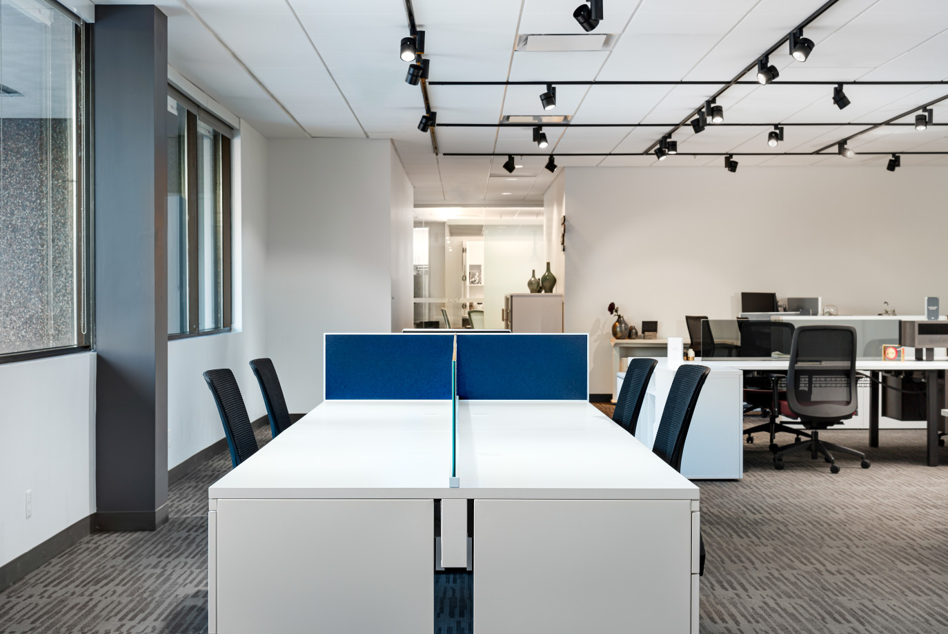 Preview of AIS Showroom 2020 with Day-to-Day PowerBeam