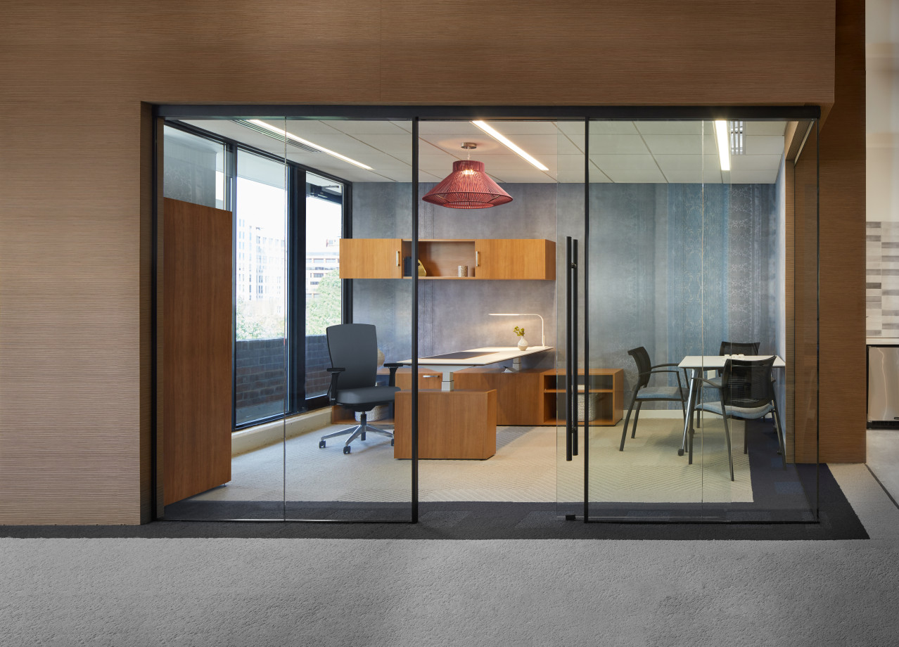 Preview of 2018-AIS Washington D.C. Showroom Private Office Space with Height Adjustable Calibrate, Natick and Grafton Seating
