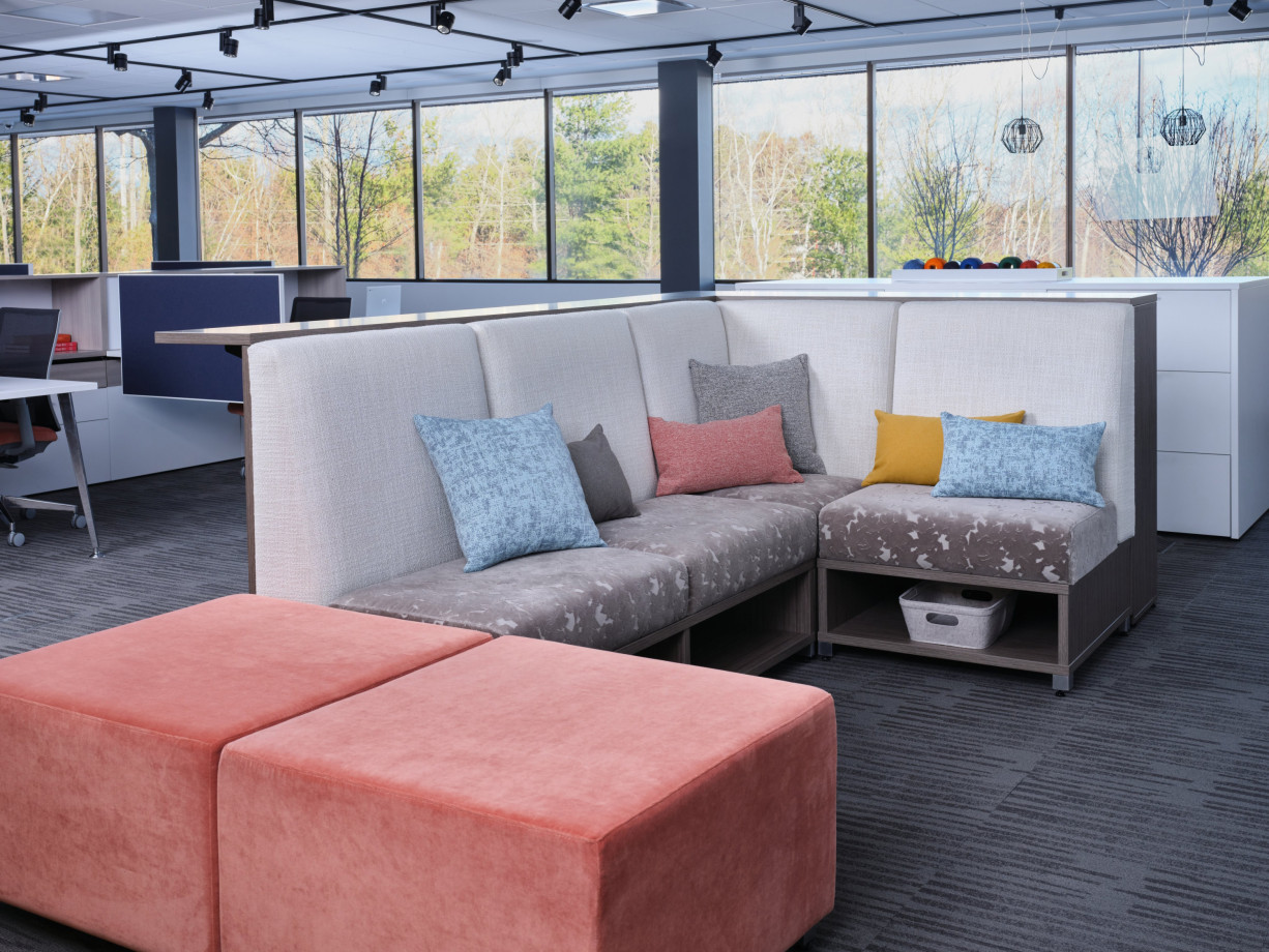 Preview of LB Lounge with Corner Unit in Mid Back with Ottoman
