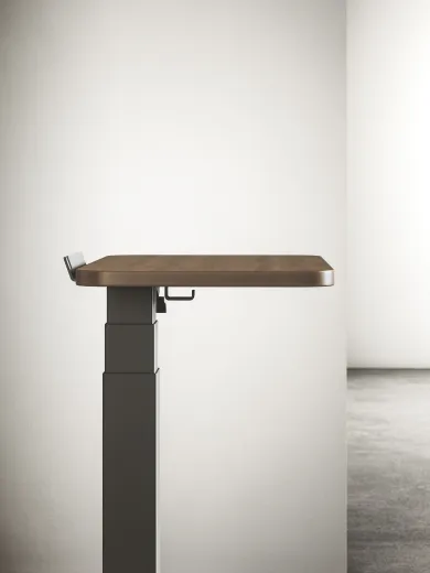 Height-Adjustable Laptop Table, Side View, Detail​