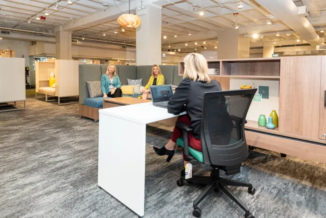 NeoCon 2021 Calibrate Community with LB Lounge meeting area