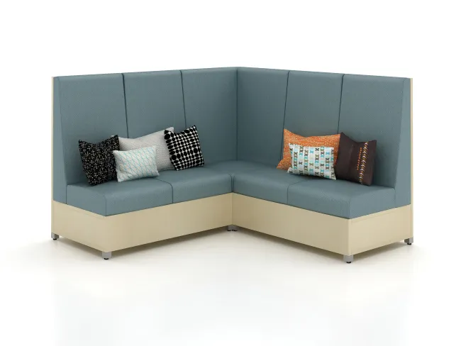 LB High Back Lounge with Corner Application