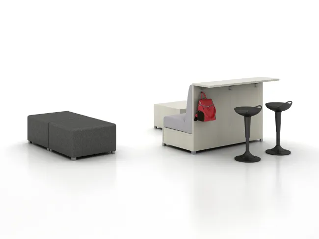 LB Ledge with LB Lounge and Ottoman